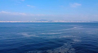 Adalar'daki müsilaj tehdidi havadan görüntülendi