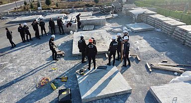 AFAD'dan 100 bin arama kurtarma personeli hedefine katkı