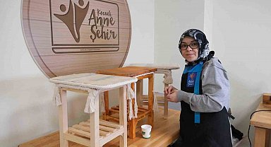 Ahşap atölyesinde hem hobi hem de el becerisi kazanıyorlar
