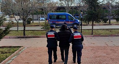 Aksaray'da 27 yıl hapis cezası olan uyuşturucu taciri yakalandı