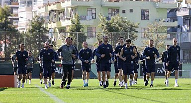 Alanyaspor, Göztepe maçı hazırlıklarına başladı