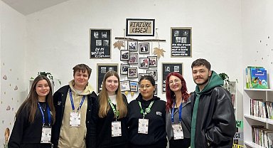 Anadolu Üniversitesi öğrencileri şehit polis anısına kütüphane kurdu