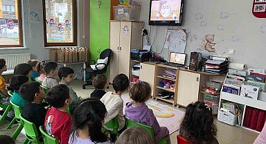 Anaokulu öğrencilerine ağız ve diş sağlığı eğitimi