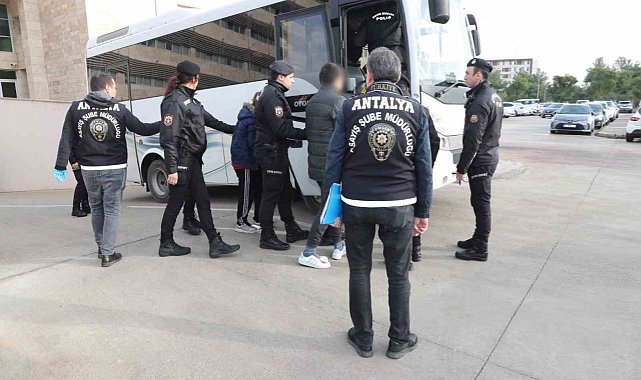 Antalya'da son 1 haftada 483 aranan şahıs yakalandı