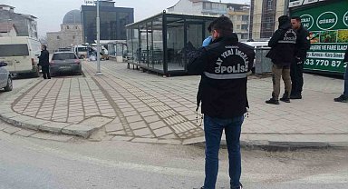 Aracında fenalaşan sürücü kaldırıldığı hastanede hayatını kaybetti