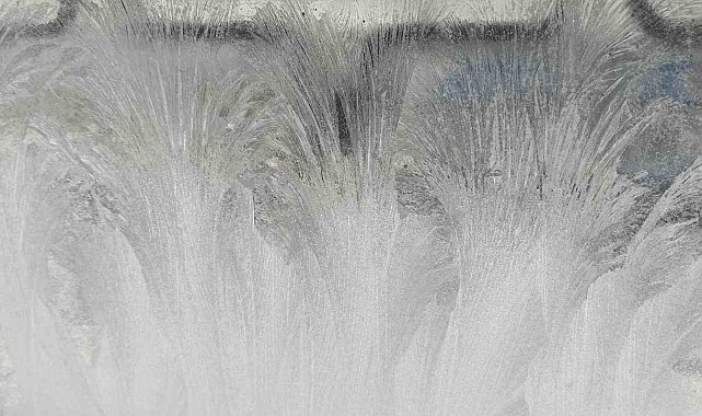 Ardahan buz tuttu: Göle eksi 27,1 derece