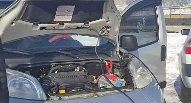 Ardahan'da Sibirya soğukları; Araçlar çalışmadı