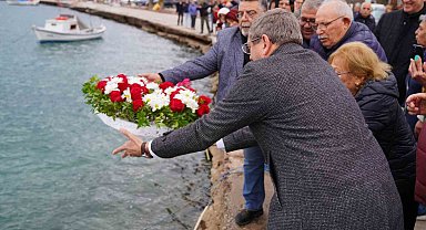Ayvalık'ta mübadelenin 102. yılı anısına denize çelenk bırakıldı
