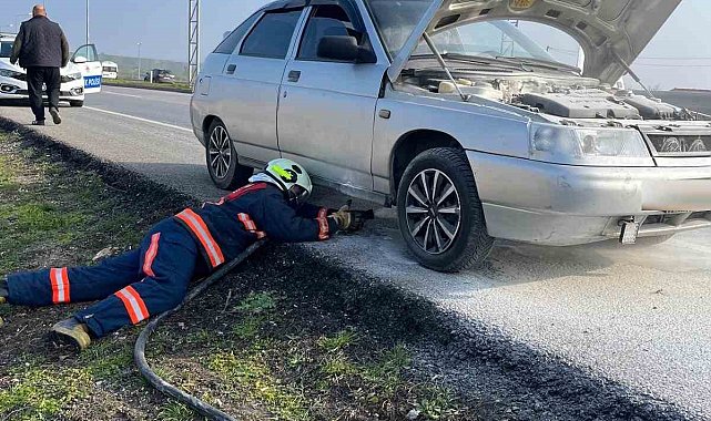Babaeski'de otomobil yangını