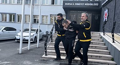 Babasını pompalı tüfekle öldüren gencin müebbet hapsi 20 yıla indirildi