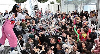 Bağcılar'da karnaval tadında çocuk şenliği