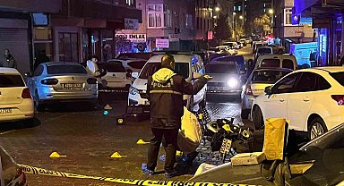 Bahçelievler'de seyir halindeki motosiklete silahlı saldırı: 1 ölü, 1 yaralı