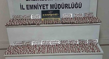 Balıkesir'de 2 bin 700 sentetik hap ele geçirildi