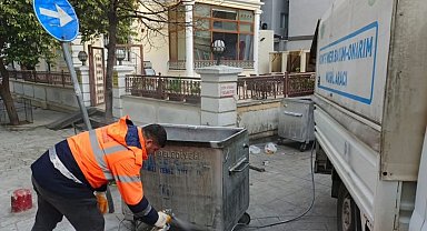 Başkan Kurnaz: "Çöp konteynerlerinin bakımını yapıp tasarruf ediyoruz"