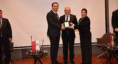 Başkan Şadi Özdemir: "Kentsel dönüşümde belediyeler sürecin merkezinde olmalı"