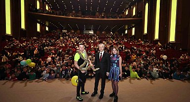 Başkan Tahmazoğlu çocuk şenliğinin tarihini uzattı