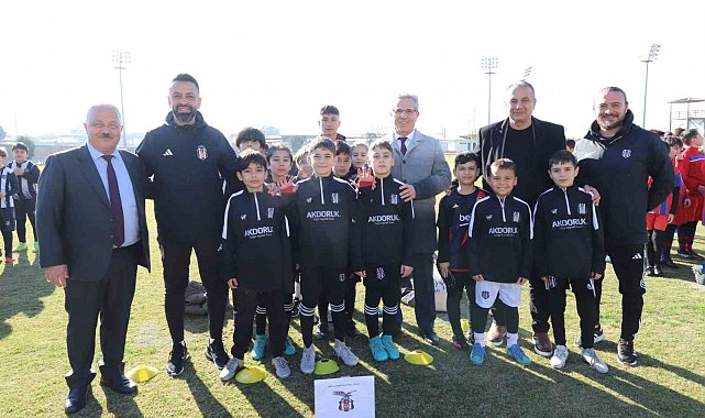 Başkan Tetik, sporcularla buluştu