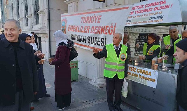 Batman'da emeklilerden 2 bin kişilik ücretsiz çorba ikramı