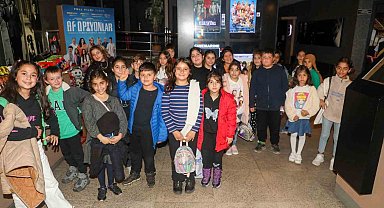 Belediyeden öğrencilere sinema etkinliği