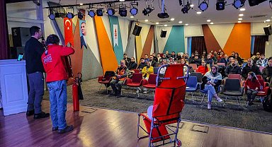 Beyoğlu Belediyesi çalışanlarına yangınla mücadele eğitimi verildi