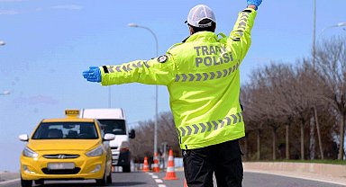 Bilecik'te hız kuralına uymayan sürücülere ceza yağdı