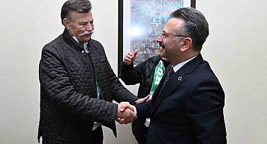 Bodrumspor Kadın Voleybol Takımı'ndan Eskişehir Valisi Aksoy'a ziyaret