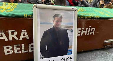 Bolu'daki yangında hayatını kaybeden tıp öğrencisi toprağa verildi