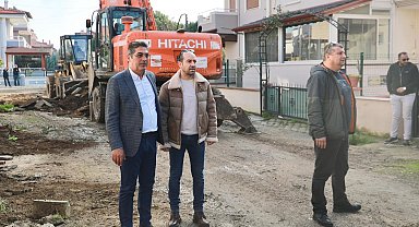 Burhaniye de kapsamlı yol yenilime çalışmaları başladı