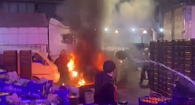 Bursa'da alev topuna dönen araç kamerada