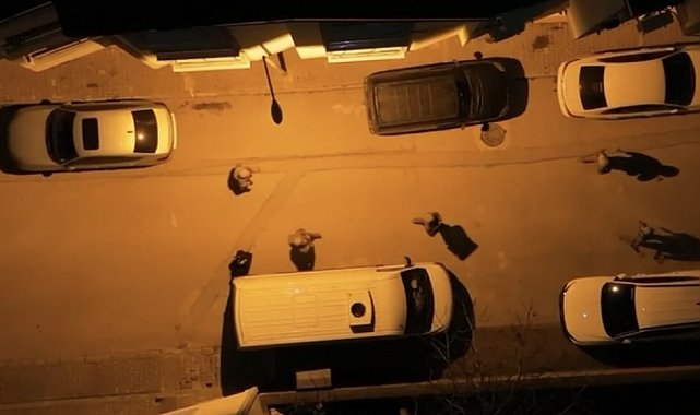 Bursa'da firari hükümlülere operasyon: Kapılar koçbaşıyla kırıldı, şüpheliler adreslerinde yakalandı