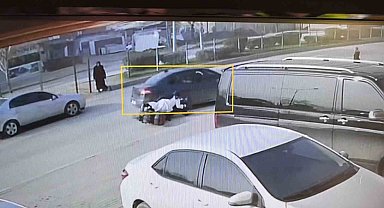 Bursa'da otomobil elektrikli bisikletle çarpıştı: 1 yaralı