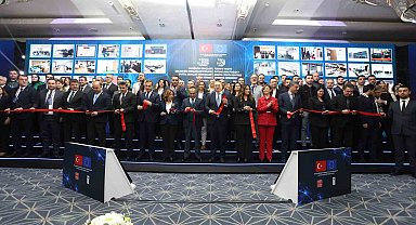 Büyükşehir dijital gençlik merkezi açıldı