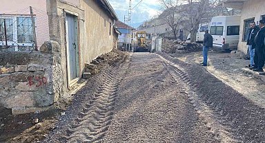 Büyükşehir, kırsalda çamurlu ve bozuk yol bırakmıyor