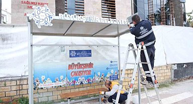 Büyükşehir, Kuşadası'nda çalışmalarını sürdürüyor