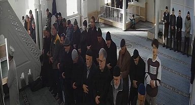 Camiye torpilli saldırı: Namazdaki cemaat büyük korku yaşadı