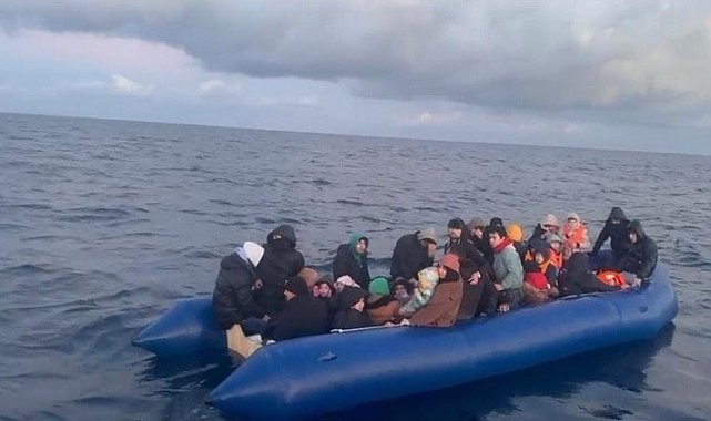 Çanakkale açıklarında 46 kaçak göçmen kurtarıldı