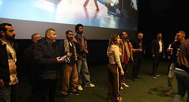 Ceylan Karavil Park AVM'de "Doğulu" filminin oyunculu gösterimine yoğun ilgi