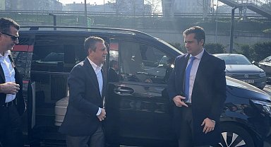 CHP Genel Başkanı Özgür Özel, Olağanüstü Parti Meclisi Toplantısı'na katıldı