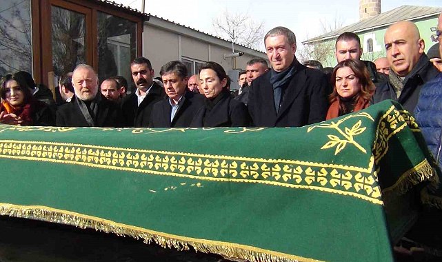 DEM Parti Eş Genel Başkanı Bakırhan'ın babası toprağa verildi