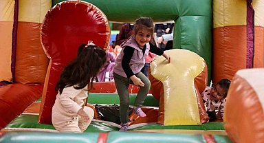 Denizli'de çocuk şenlikleri heyecanı