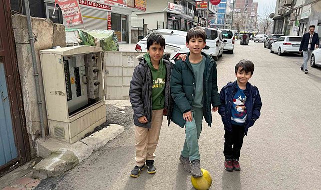 Dicle Elektrik'in açık bırakılan trafoları tehlike saçıyor