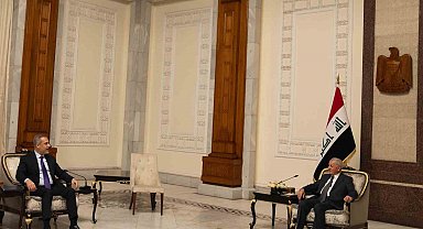 Dışişleri Bakanı Fidan, Irak Cumhurbaşkanı Reşid ile bir araya geldi