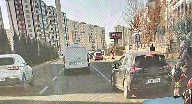 Diyarbakır'da trafikte çirkin hareket