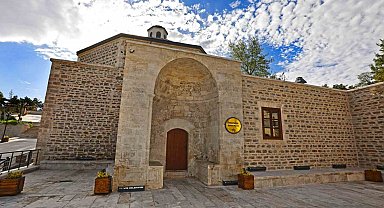 Dört asırlık hamamı 40 bin kişi ziyaret etti