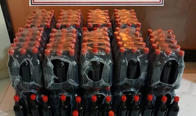 Durdurulan araçta 550 litre faturasız nar ekşisi ele geçirildi