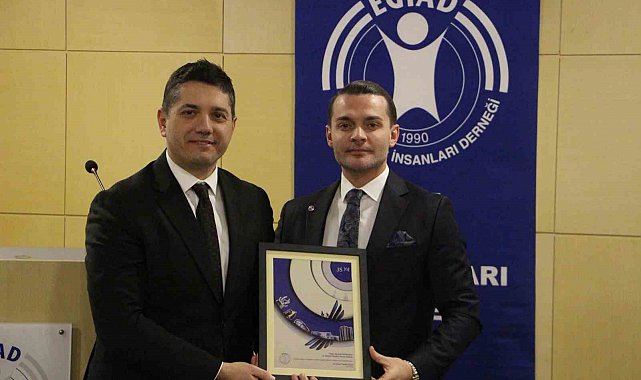 EGİAD'ın yeni başkanı Özhelvacı ve ekibi göreve başladı