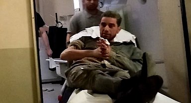 Elini makineye kaptıran işçinin parmağı koptu