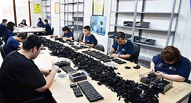 Engellilerin elinden 19 milyon parça ürün çıktı