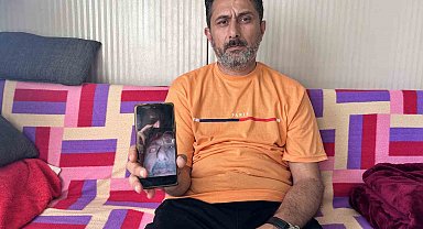 Enkaz altında yaşadığı diyalogla depremin acısını unutturan Ahmet ağabey, asrın felaketinin üzerinden yıllar geçse de söyledikleriyle gülümsetiyor