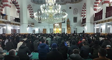 Erciş'te Miraç Kandili dualarla idrak edildi